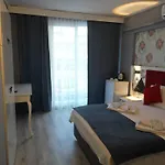 Akman 2* Kusadası