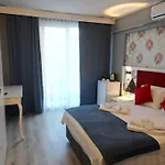 Akman 2* Kuşadası