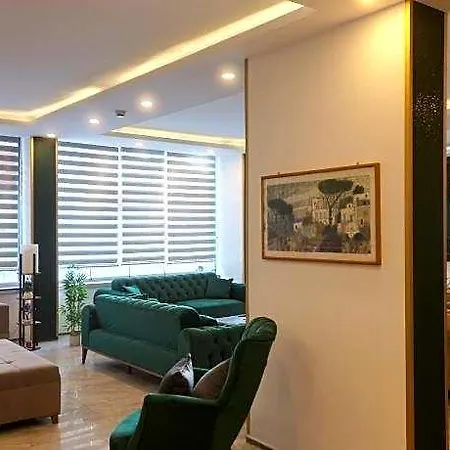 Akman 2* Kusadası