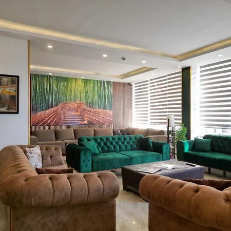 Akman クシャダス