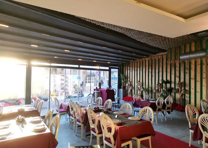 酒店 Akman